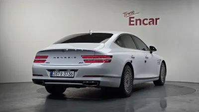 2022 Genesis G80