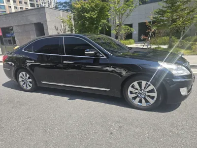 2012 Hyundai Equus