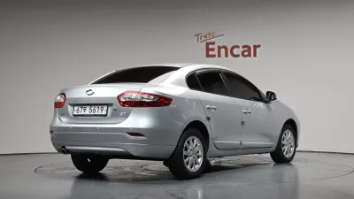 2011 Renault Korea SM3