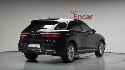 2025 Genesis GV70