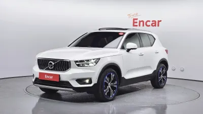 2021 Volvo XC40