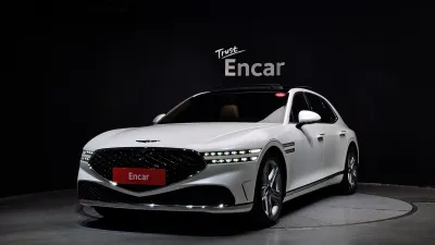 2022 Genesis G90