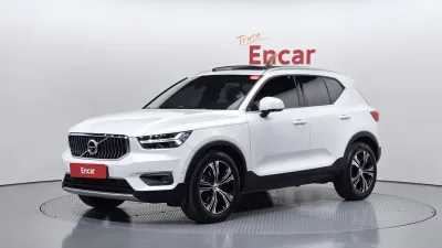 2020 Volvo XC40
