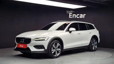 2020 Volvo V60