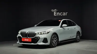 2025 BMW 5-Series