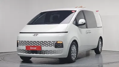 2022 Hyundai Staria
