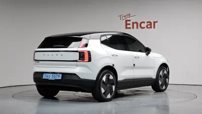 2025 Volvo EX30