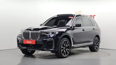 2021 BMW X7