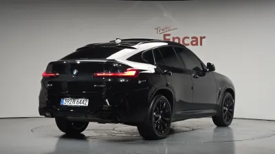 2025 BMW X4