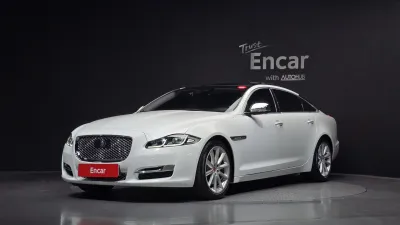 2018 Jaguar XJ