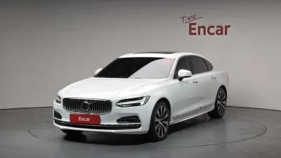 2021 Volvo S90