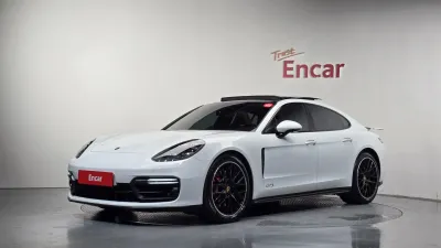2019 Porsche Panamera