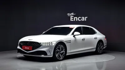 2022 Genesis G90