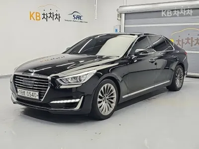 2016 Genesis EQ900