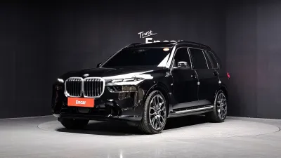 2025 BMW X7