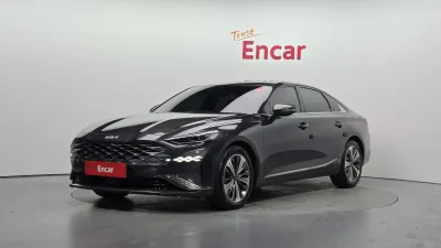 2022 Kia K8