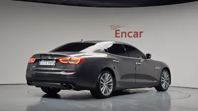 2016 Maserati Quattroporte