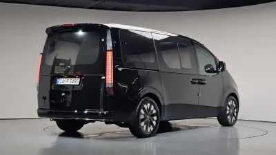 2023 Hyundai Staria