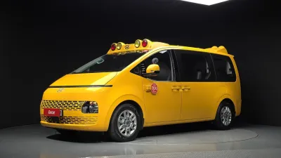 2025 Hyundai Staria