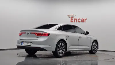 2021 Renault Korea SM6
