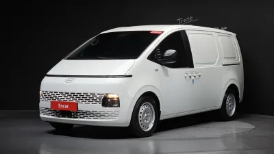 2025 Hyundai Staria