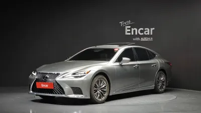 2023 Lexus LS