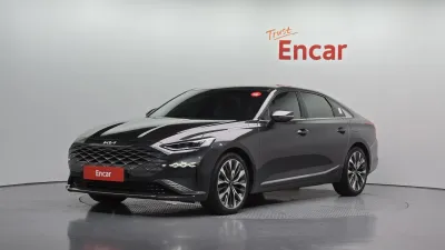 2022 Kia K8