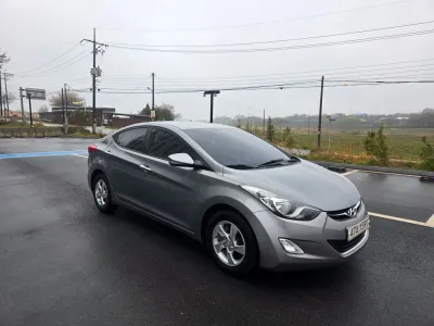 2012 Hyundai Elantra