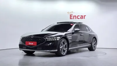 2022 Genesis G90