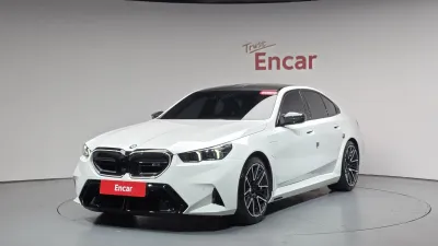 2025 BMW M5