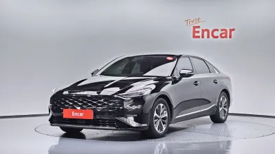 2023 Kia K8