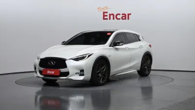 2017 Infiniti Q30