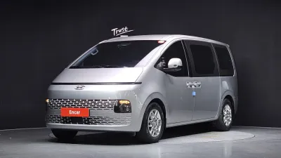 2022 Hyundai Staria