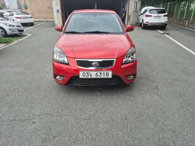 2011 Kia pride