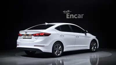 2018 Hyundai Elantra