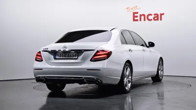 2017 Mercedes-Benz E-Class