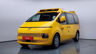 2022 Hyundai Staria