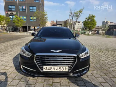 2016 Genesis EQ900