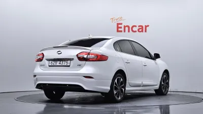 2016 Renault Korea SM3