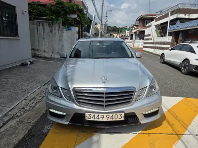 2010 Mercedes-Benz E-Class