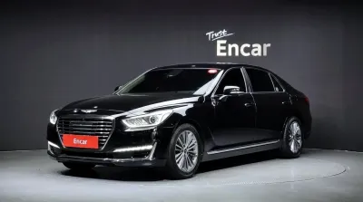 2016 Genesis EQ900