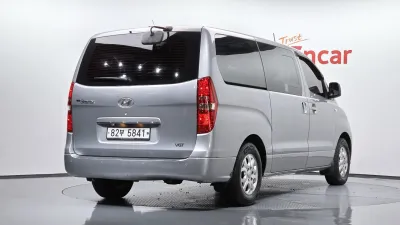 2015 Hyundai Starex