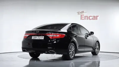 2015 Hyundai Grandeur