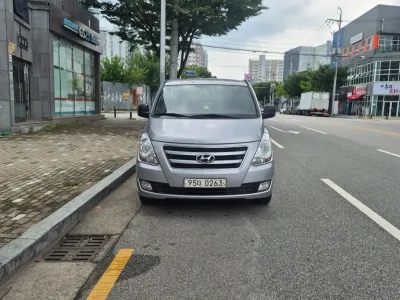 2017 Hyundai Starex