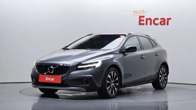 2019 Volvo V40