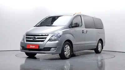 2018 Hyundai Starex