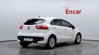 2015 Kia pride