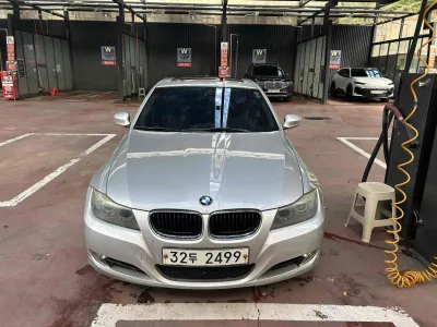 2010 BMW 3-Series