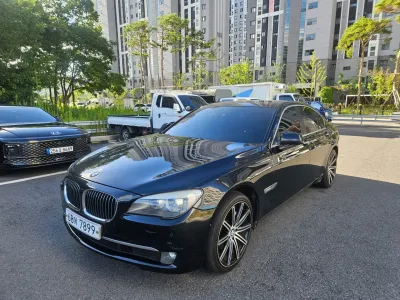 2012 BMW 7-Series