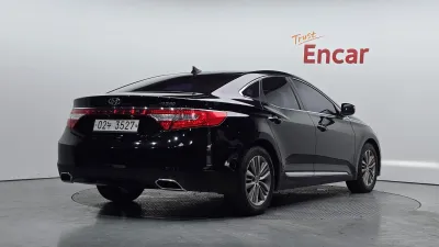2017 Hyundai Grandeur
